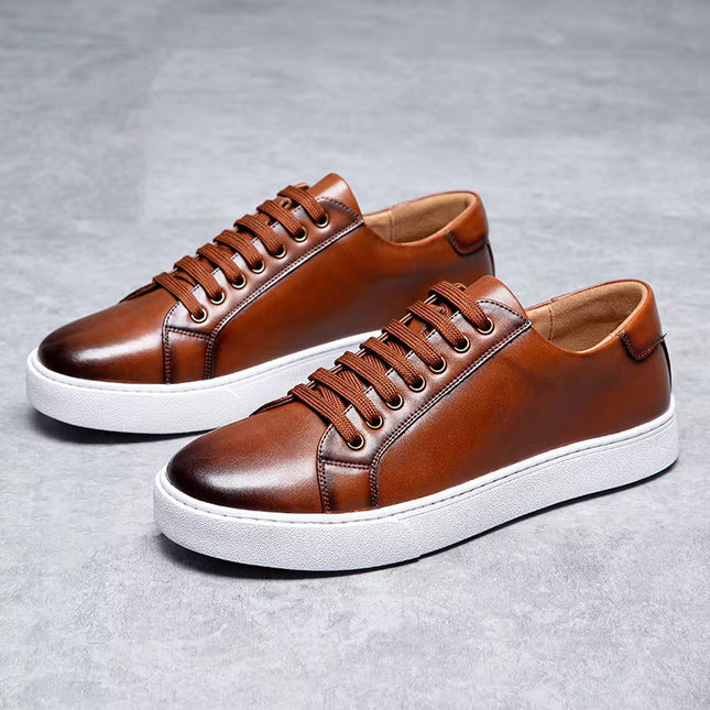 Men’s Lace-Up Sneakers – Contrast Sole