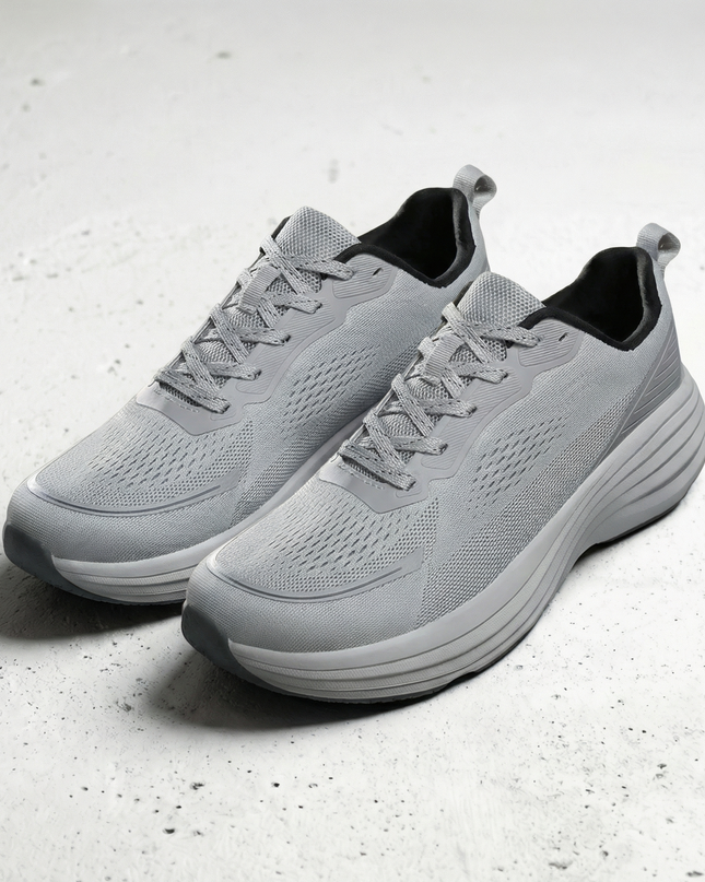 Men’s Lightweight Mesh Panel Sneakers