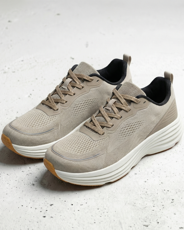 Men’s Lightweight Mesh Panel Sneakers