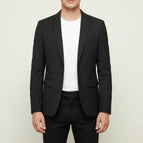 Black / M