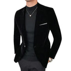 Black / M