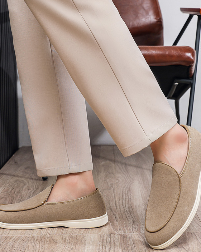 Men’s Slip-On Loafers with Rounded Toe and Flat Sole