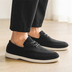 Black / 4