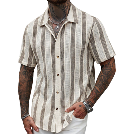 Men’s Short Sleeve Button-Up Shirt with Vertical Stripe Pattern
