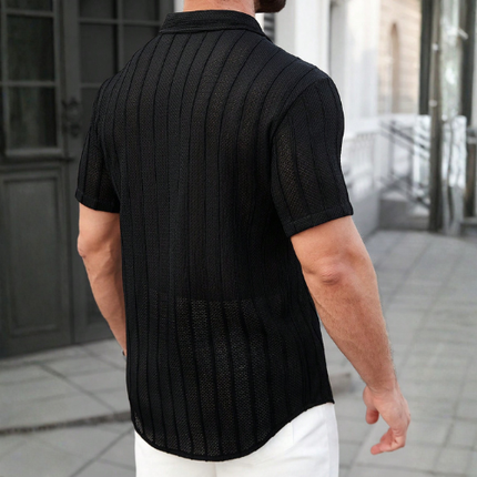Men’s Short Sleeve Button-Up Shirt with Textured Pattern