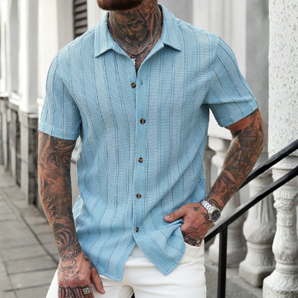 Men’s Short Sleeve Button-Up Shirt with Textured Pattern