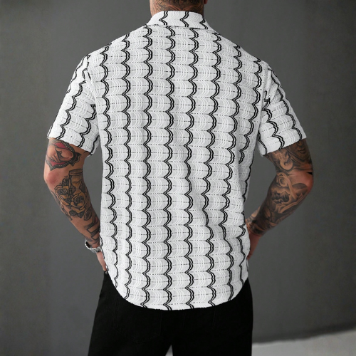 Men’s Short Sleeve Button-Up Shirt with Wave Pattern