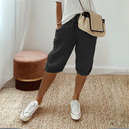Mireille | Relaxed Women's Shorts – Knee-Length Summer Style