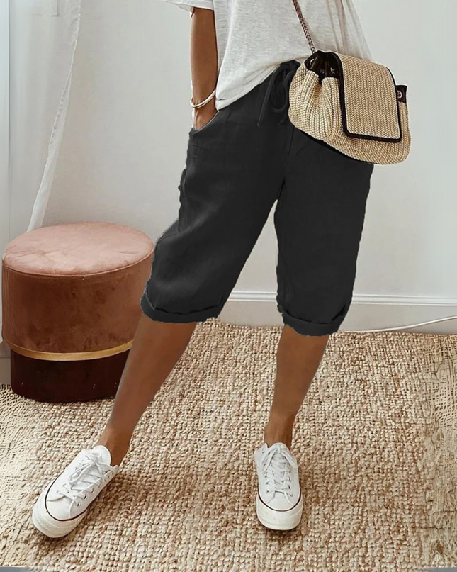 Mireille | Relaxed Women's Shorts – Knee-Length Summer Style