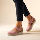 Pink / 3