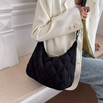 Ottilie | Soft-Structured Shoulder Bag – Quilted Puffer Style